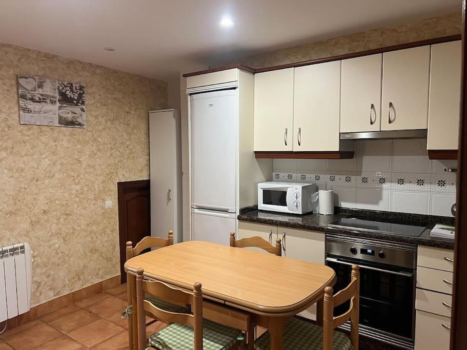 Casa Con Terraza En El Casco Βίλα Betanzos Εξωτερικό φωτογραφία