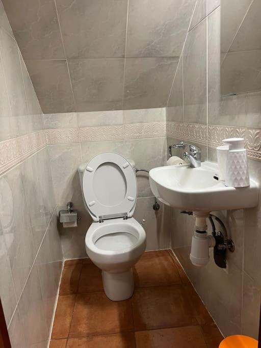 Casa Con Terraza En El Casco Βίλα Betanzos Εξωτερικό φωτογραφία